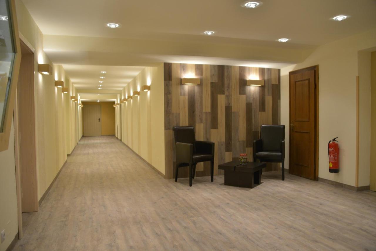 Hotel Alpenblick Kreischberg Sankt Lorenzen ob Murau Bagian luar foto