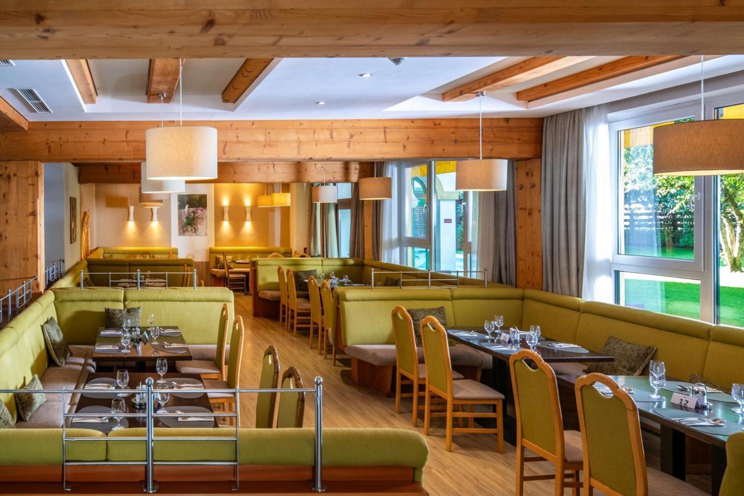 Hotel Alpenblick Kreischberg Sankt Lorenzen ob Murau Bagian luar foto